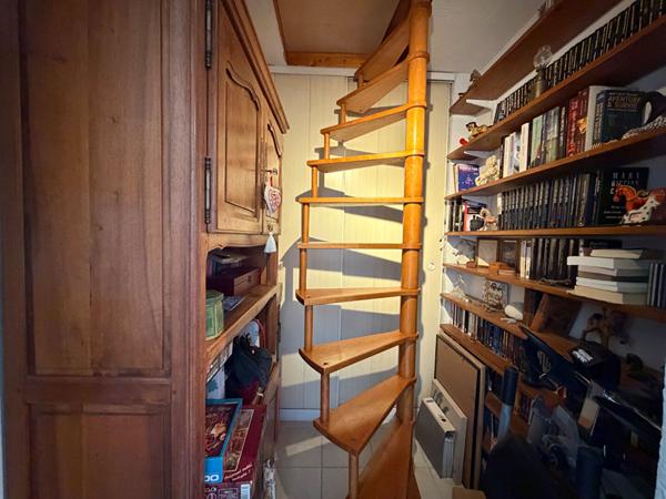 Cagnes Sur Mer Un beau 4P 91 m2 Terrasse Combles 70 m² Garage Résidence sécurisée