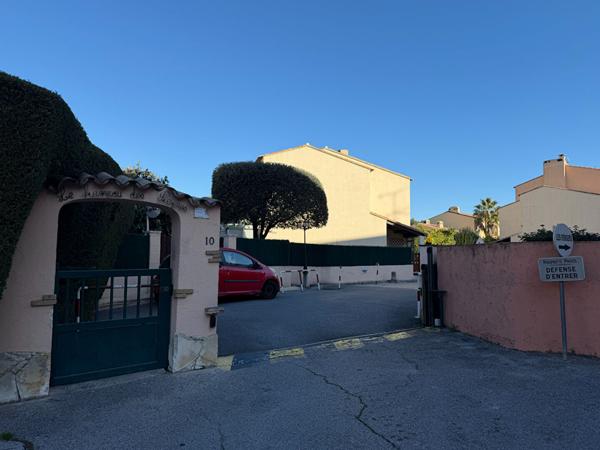 Cagnes Sur Mer Un beau 4P 91 m2 Terrasse Combles 70 m² Garage Résidence sécurisée