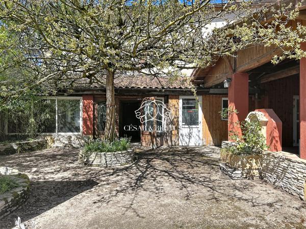 Potentiel exceptionnel de près de 1 000 m² – Axe Roanne / Paray-le-Monial