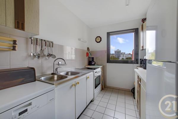 Appartement F4 à vendre  4 pièces - 95,67 m2 PARIS - 75014