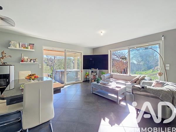 Maison à vendre 6 pièces 126 m² Colomars