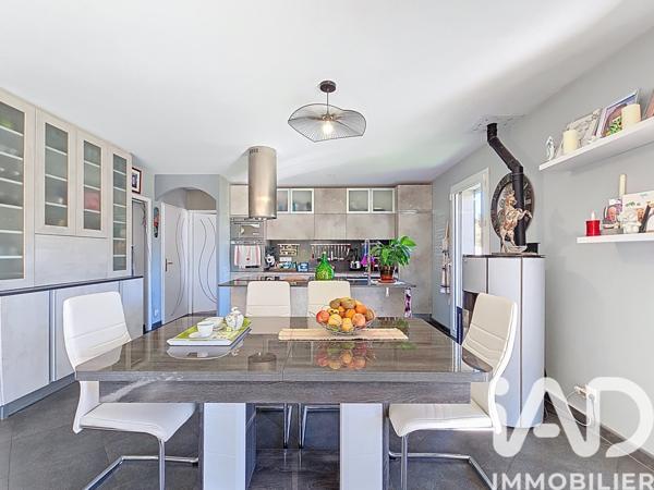 Maison à vendre 6 pièces 126 m² Colomars