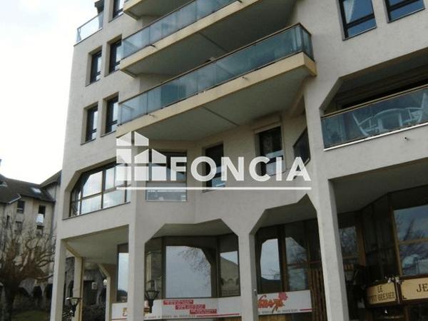 Location Local commercial 2 pièces 48.1 m² - 1-3-5 PLACE PORTE D'ALLINGES Evian Les Bains 74500