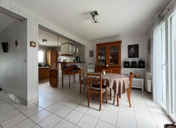 Maison à Réguiny, 56500 - 5 pièces 111m²