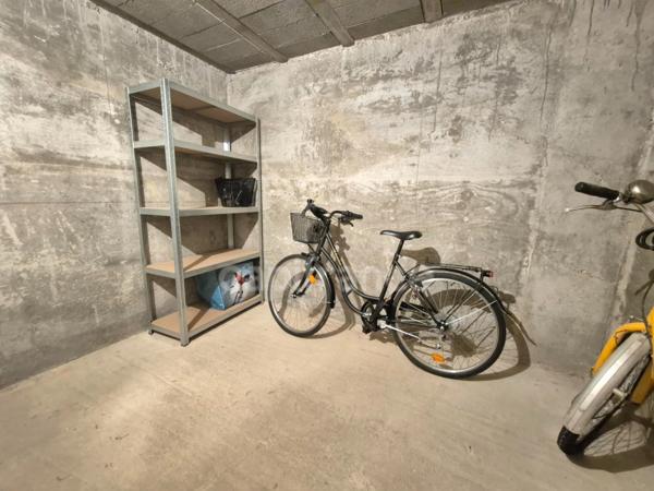 Cave et parking à vendre ROYAN (17)