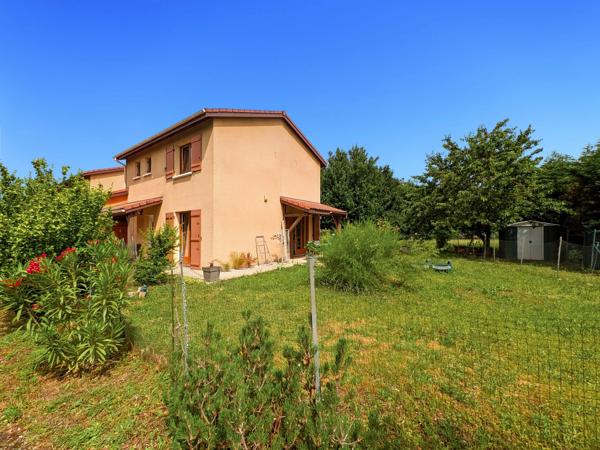 Maison 3 chambres  avec garage et grand jardin