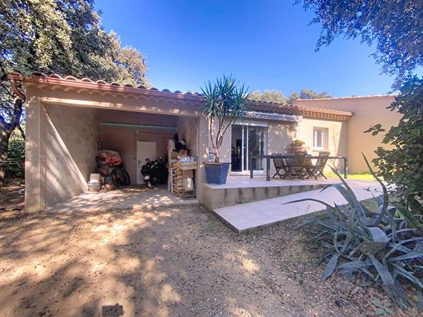 Maison Uchaux 3 pièce(s) 62m2 - terrain 1000m²