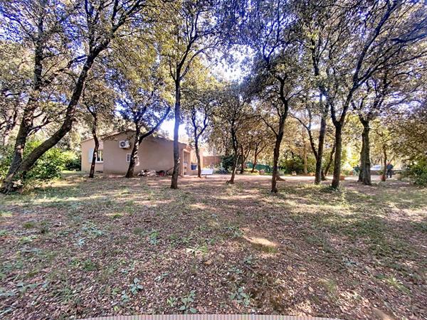 Maison Uchaux 3 pièce(s) 62m2 - terrain 1000m²