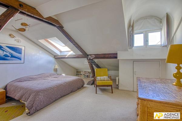 Versailles Notre-Dame- Appartement duplex 8 pièces 303 m² au sol avec garage €1 995 000 ** - Référence 25870