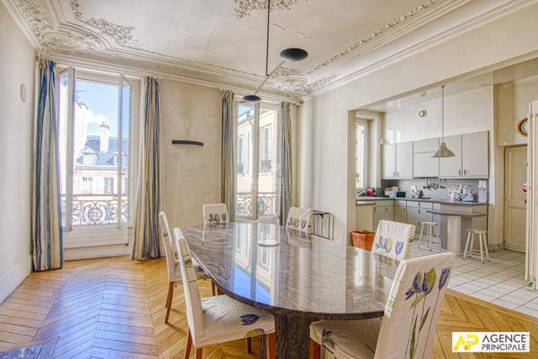 Versailles Notre-Dame- Appartement duplex 8 pièces 303 m² au sol avec garage €1 995 000 ** - Référence 25870