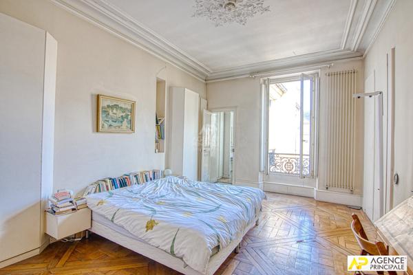 Versailles Notre-Dame- Appartement duplex 8 pièces 303 m² au sol avec garage €1 995 000 ** - Référence 25870