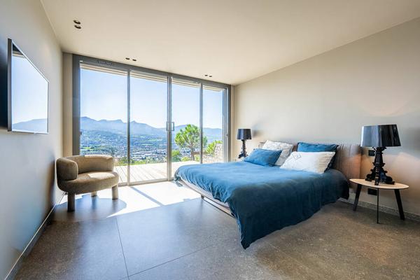 VILLA - SAINT-ALBAN-LEYSSE - PISCINE