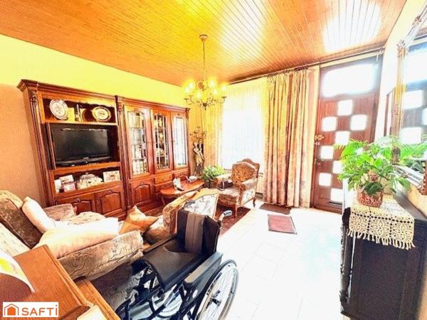 Maison mitoyenne avec double jardin – Valenciennes- Beau Potentiel