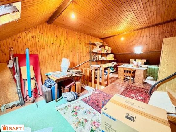 Maison mitoyenne avec double jardin – Valenciennes- Beau Potentiel