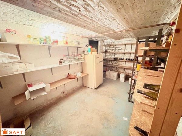 Maison mitoyenne avec double jardin – Valenciennes- Beau Potentiel