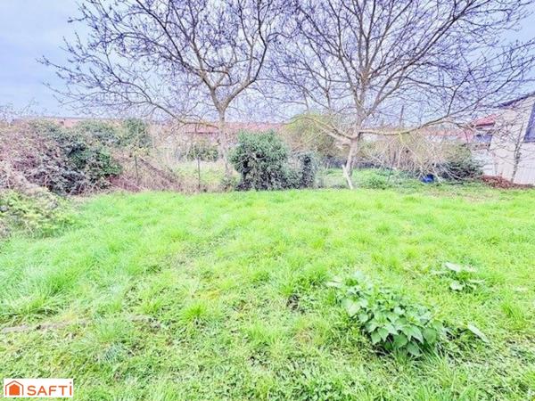 Maison mitoyenne avec double jardin – Valenciennes- Beau Potentiel