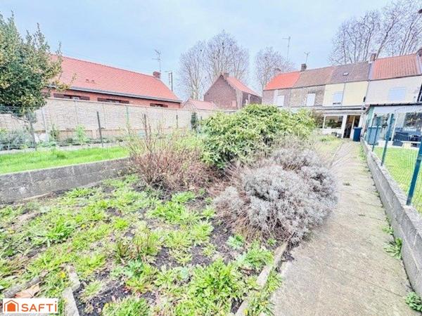 Maison mitoyenne avec double jardin – Valenciennes- Beau Potentiel