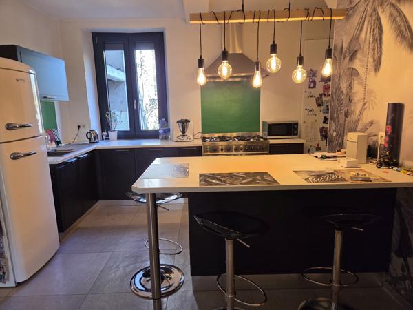 Thionville (57100) Charmante maison de village 6 pièces 180 m² avec grange et ateliers