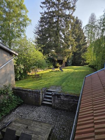 Thionville (57100) Charmante maison de village 6 pièces 180 m² avec grange et ateliers