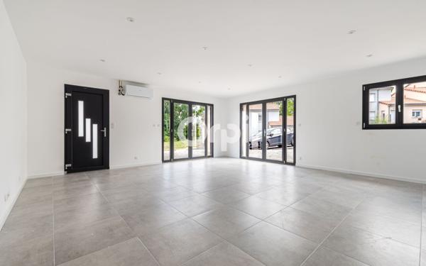 Maison à vendre    4 pièces • 90 m2 Isle