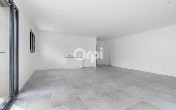 Maison à vendre    4 pièces • 90 m2 Isle