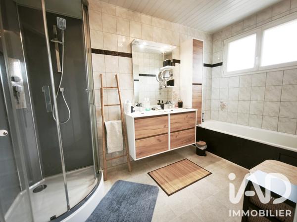 Maison à vendre 4 pièces 80 m² Saint-Lyé