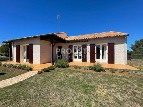Exclusivité, quartier st liguaire, plain-pied de 85 m² environ avec garage et jardin.