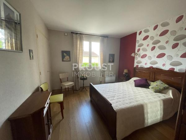 Exclusivité, quartier st liguaire, plain-pied de 85 m² environ avec garage et jardin.