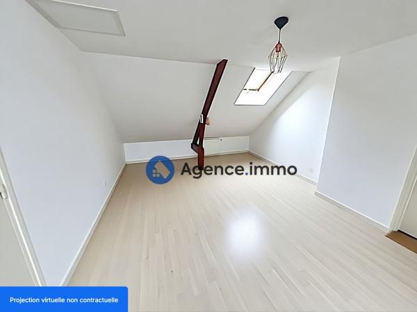 À vendre - Maison mitoyenne 1 côté, 3 pièces située à Salbris (41300)