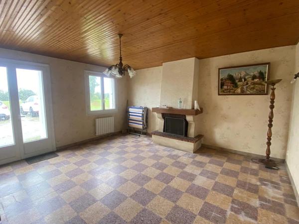 LA CHAPELLE ACHARD 85150 AVEC VUE IMPRENABLE ADORABLE FERMETTE 3 CHAMBRES A RAFRAICHIR AVEC GRANGE