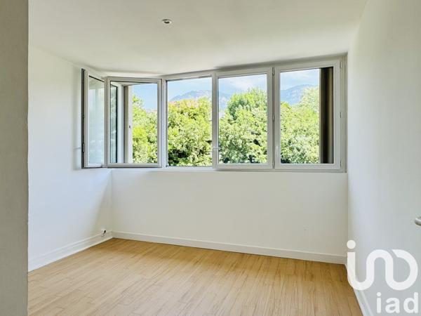 Appartement à vendre 4 pièces 75 m² Aix-les-Bains