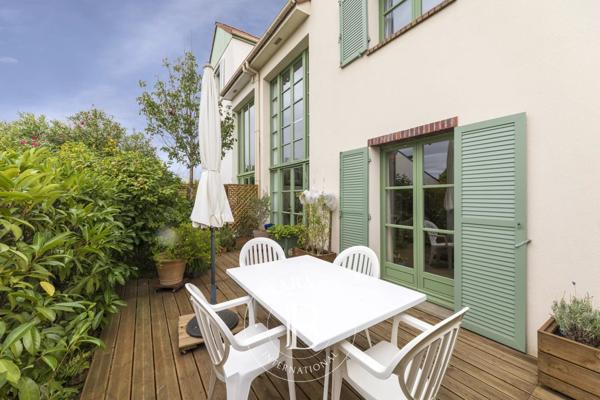 Saint-Cloud, Villa 4 Chambres -  148 m² à vendre