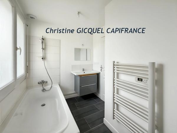 Saint-Nazaire – Plage à vélo 7min & Parc Paysager : Votre maison 3 chambres, rénovée avec DPE C !