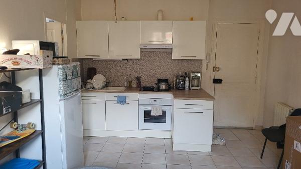 APPARTEMENT 2 PIECES AVEC BALCON