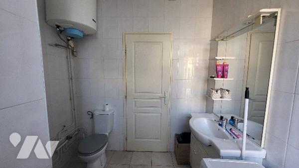 APPARTEMENT 2 PIECES AVEC BALCON