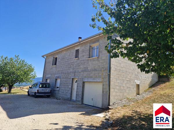 Maison Plain pied sur sous sol semi-aménagé 156 m² Les Avenieres Veyrins Thuellin