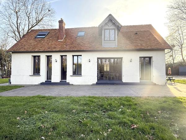 Médan (78670) Maison rénovée, 4 chambres - Terrain 881m² - Garage