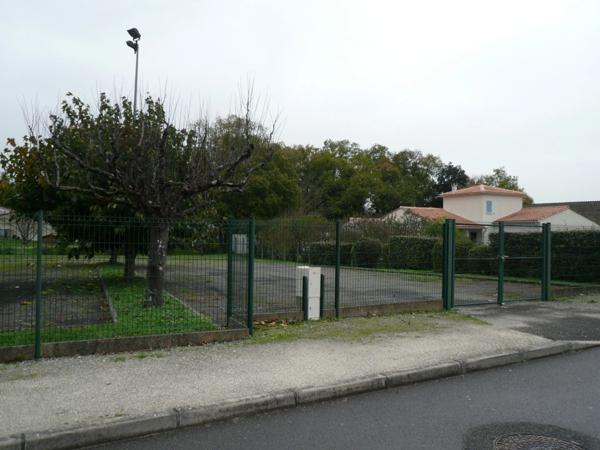 ⚜ CHATEAUBERNARD (16) Terrain à Vendre ⚜