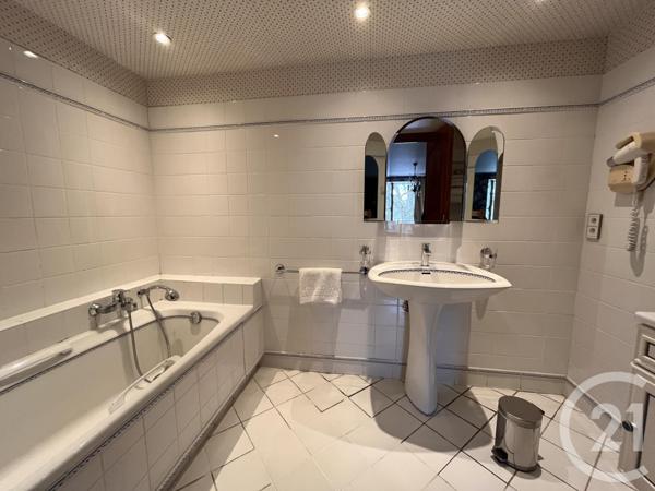 Maison à vendre  19 pièces - 740 m2 NOHANT VIC - 36