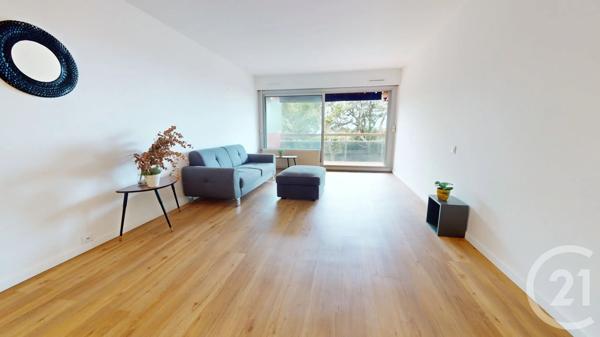 Appartement F3 à vendre  3 pièces - 63,22 m 2   BIARRITZ  - 64