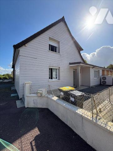 Maison de 4 pièces avec cour, idéale pour une famille ou un investissement locatif