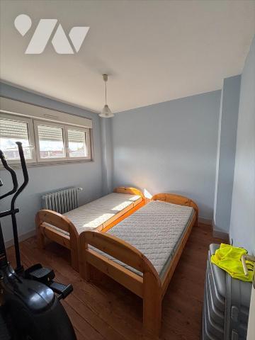 Maison de 4 pièces avec cour, idéale pour une famille ou un investissement locatif