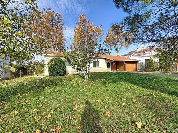 Maison à vendre à Lavardac 111 m2 - 3 chambres, jardin de 938 m² et garage
