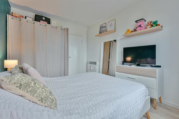 Appartement
         4 pièces
        - 74 m² Exclusivité 149 900 € *
