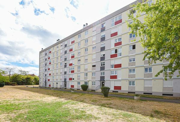 Appartement
         4 pièces
        - 74 m² Exclusivité 149 900 € *