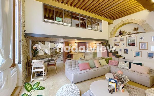 Appartement à vendre    3 pièces • 74 m2 Lyon 1