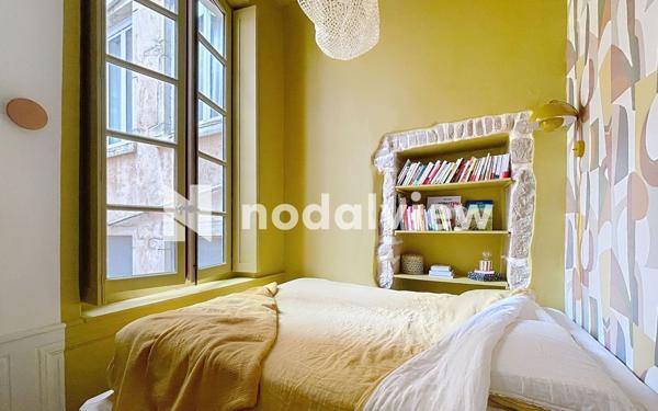 Appartement à vendre    3 pièces • 74 m2 Lyon 1