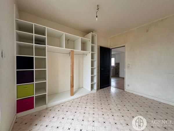 Saint-Rambert-d'Albon (26140) appartement 1 chambre garage cave cour