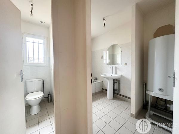 Saint-Rambert-d'Albon (26140) appartement 1 chambre garage cave cour