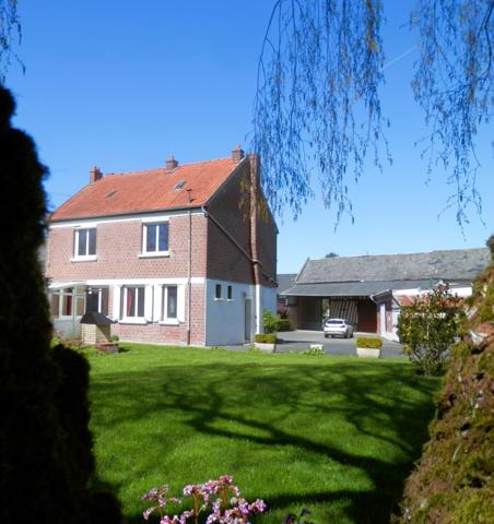 Ancien Corps de Ferme à 20 mn d'AMIENS-Sud & Hôpital (C.H.U)